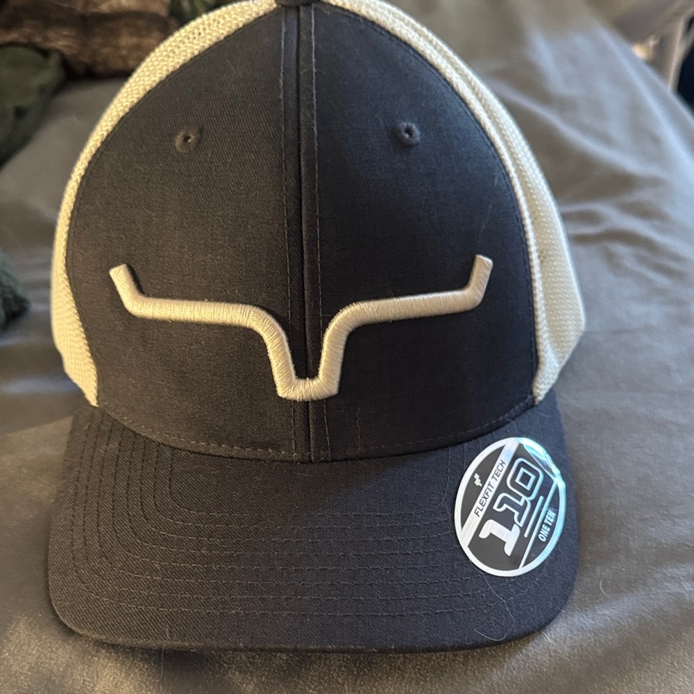 Kimes Ranch Cream Mesh Snapback Cap